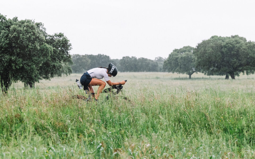 Por que as mulheres se destacam nos desportos de endurance? A ciência responde
